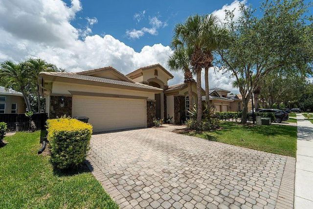 11218 Osprey Lake Lane, Palm Beach Gardens, FL 33412