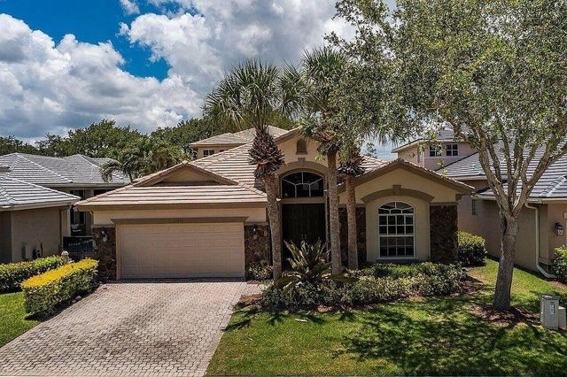 11218 Osprey Lake Lane, Palm Beach Gardens, FL 33412