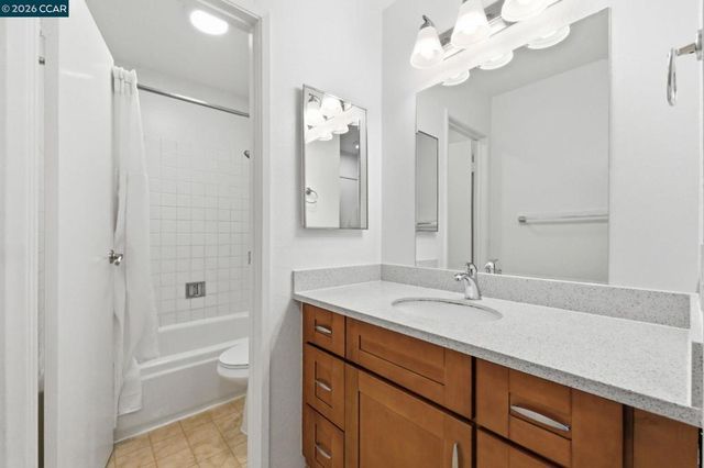 1069 Mohr Lane C, Concord, CA 94518