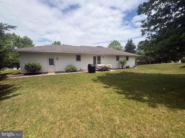 2718 RIDINGS WAY, York, PA 17408