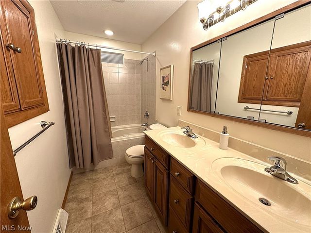 26771 Leenders Lane, North Olmsted, OH 44070