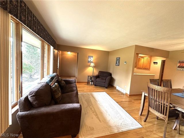 26771 Leenders Lane, North Olmsted, OH 44070