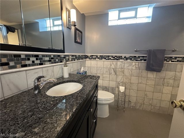 26771 Leenders Lane, North Olmsted, OH 44070