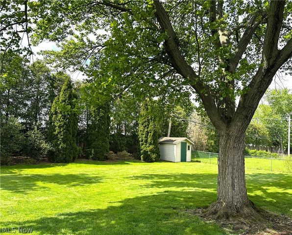 26771 Leenders Lane, North Olmsted, OH 44070