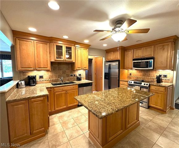 26771 Leenders Lane, North Olmsted, OH 44070