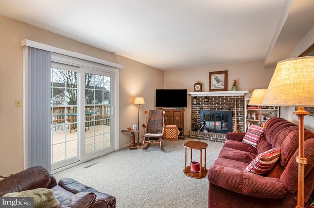 3 ESTATES DR, Reading, PA 19606