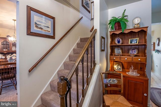 3 ESTATES DR, Reading, PA 19606