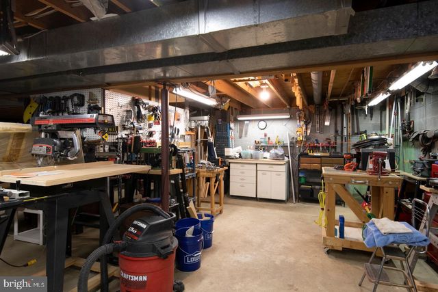 3 ESTATES DR, Reading, PA 19606