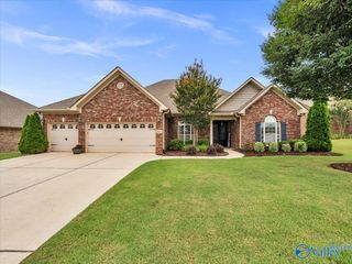 105 Welbury Court, Madison, AL 35758