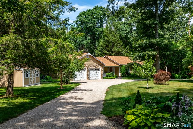 39 Hard Hill Road, Woodbury, CT 06798