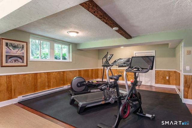 39 Hard Hill Road, Woodbury, CT 06798