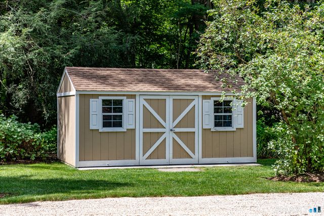 39 Hard Hill Road, Woodbury, CT 06798