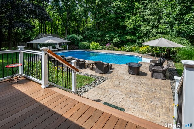 39 Hard Hill Road, Woodbury, CT 06798