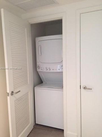 1100 S Miami Ave 2610, Miami, FL 33130