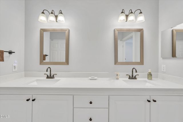 231 Baines Court 17 D, Cary, NC 27511