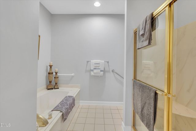 231 Baines Court 17 D, Cary, NC 27511