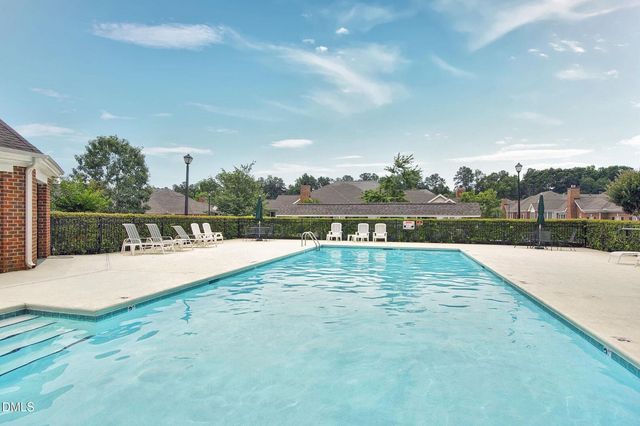 231 Baines Court 17 D, Cary, NC 27511