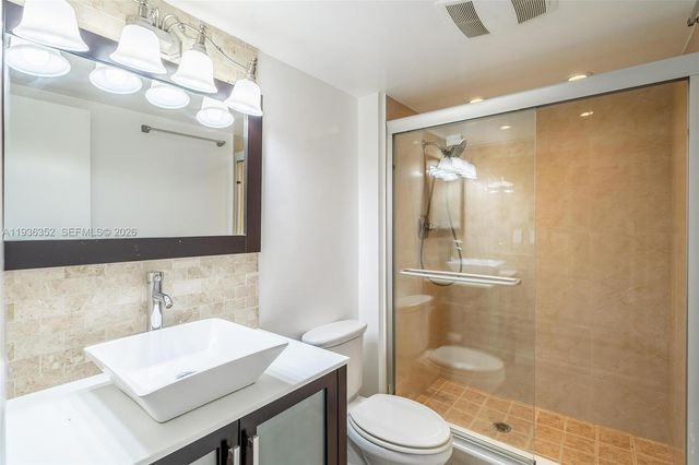 20347 W Country Club Dr TH15, Aventura, FL 33180