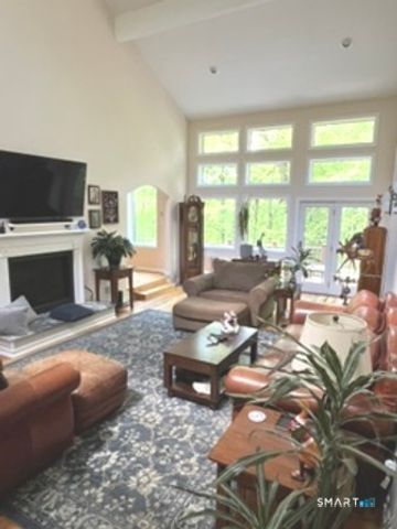 72 Pinnacle Road, Ellington, CT 06029