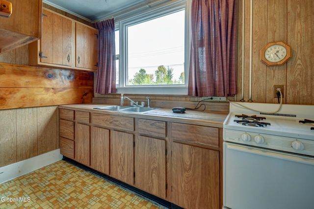 822 Old Trail Road, Mohawk, NY 12068