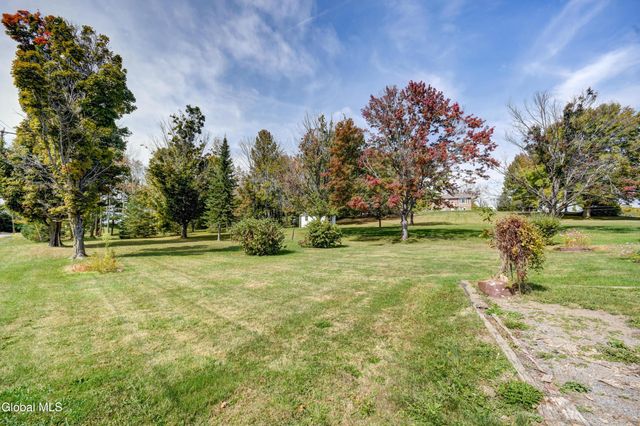 822 Old Trail Road, Mohawk, NY 12068