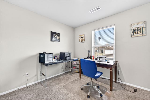 2961 W MacLaren Street, Fayetteville, AR 72704