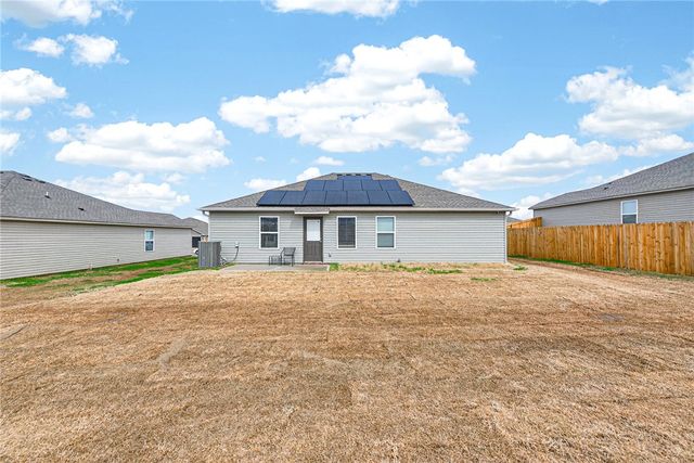 2961 W MacLaren Street, Fayetteville, AR 72704