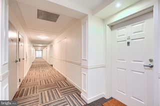 23 PIERSIDE DR #429, Baltimore, MD 21230