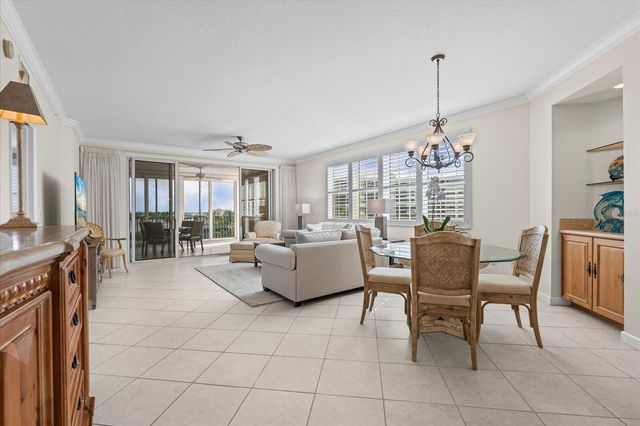 1260 DOLPHIN BAY WAY 404, Sarasota, FL 34242