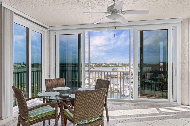 1260 DOLPHIN BAY WAY 404, Sarasota, FL 34242