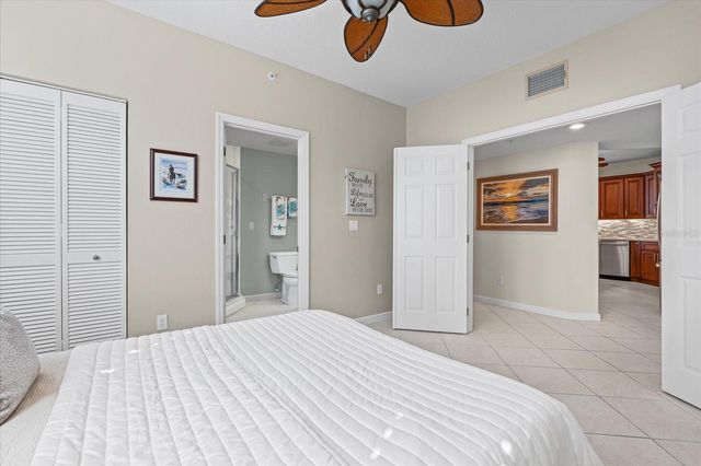 1260 DOLPHIN BAY WAY 404, Sarasota, FL 34242