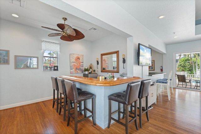 1260 DOLPHIN BAY WAY 404, Sarasota, FL 34242