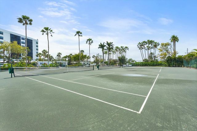 1260 DOLPHIN BAY WAY 404, Sarasota, FL 34242