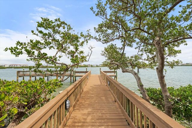 1260 DOLPHIN BAY WAY 404, Sarasota, FL 34242