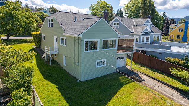 930 16th Street, Bellingham, WA 98225