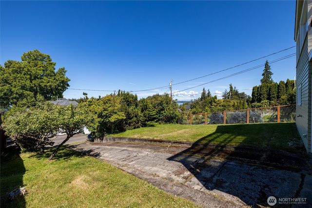 930 16th Street, Bellingham, WA 98225