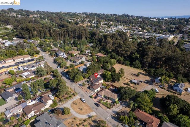 2721 Hidden Ln, Hayward, CA 94541