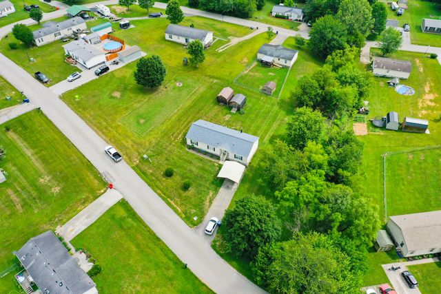 323 Sunny Brook Circle, London, KY 40744
