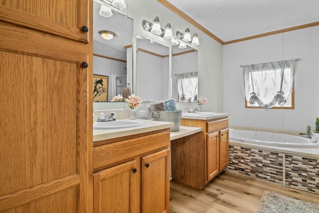323 Sunny Brook Circle, London, KY 40744