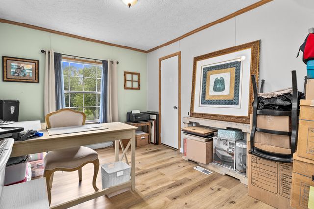 323 Sunny Brook Circle, London, KY 40744