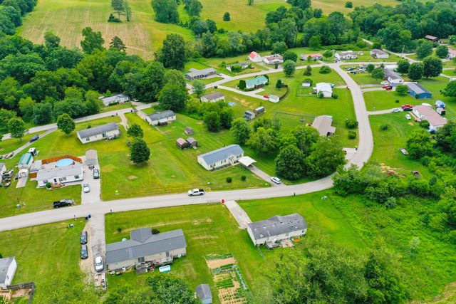 323 Sunny Brook Circle, London, KY 40744