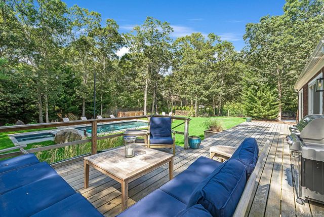 34 Harbor Boulevard, East Hampton, NY 11937
