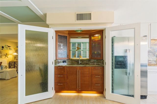 440 S GULFVIEW BOULEVARD 1705, Clearwater Beach, FL 33767