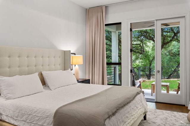 9835 Midsomer Pl, San Antonio, TX 78255