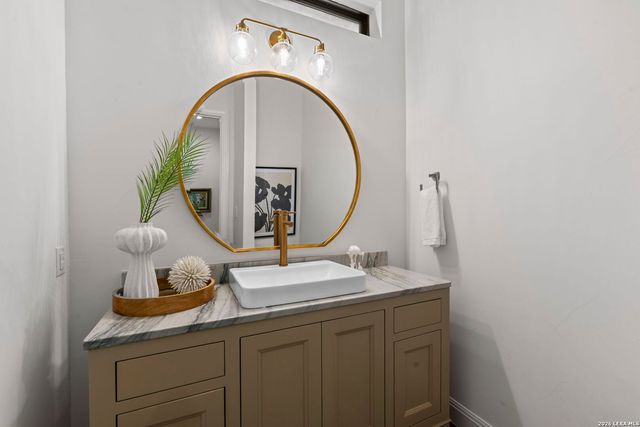 9835 Midsomer Pl, San Antonio, TX 78255