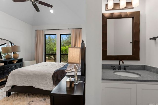 9835 Midsomer Pl, San Antonio, TX 78255