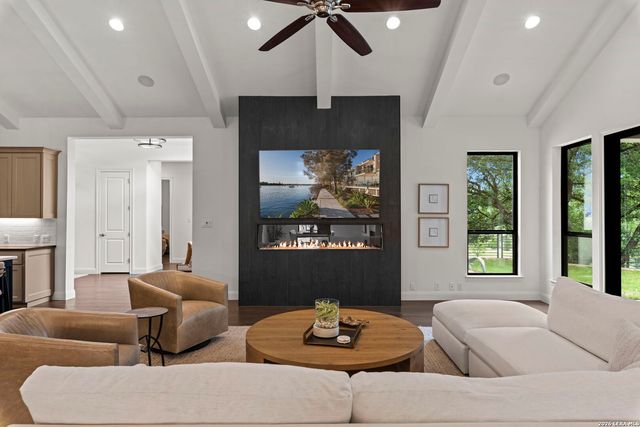 9835 Midsomer Pl, San Antonio, TX 78255