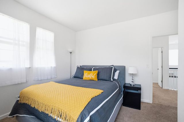 337 Scrub Oak Dr, Lathrop, CA 95330