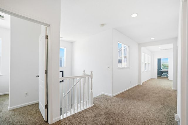 337 Scrub Oak Dr, Lathrop, CA 95330