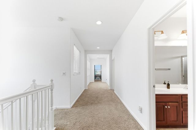 337 Scrub Oak Dr, Lathrop, CA 95330